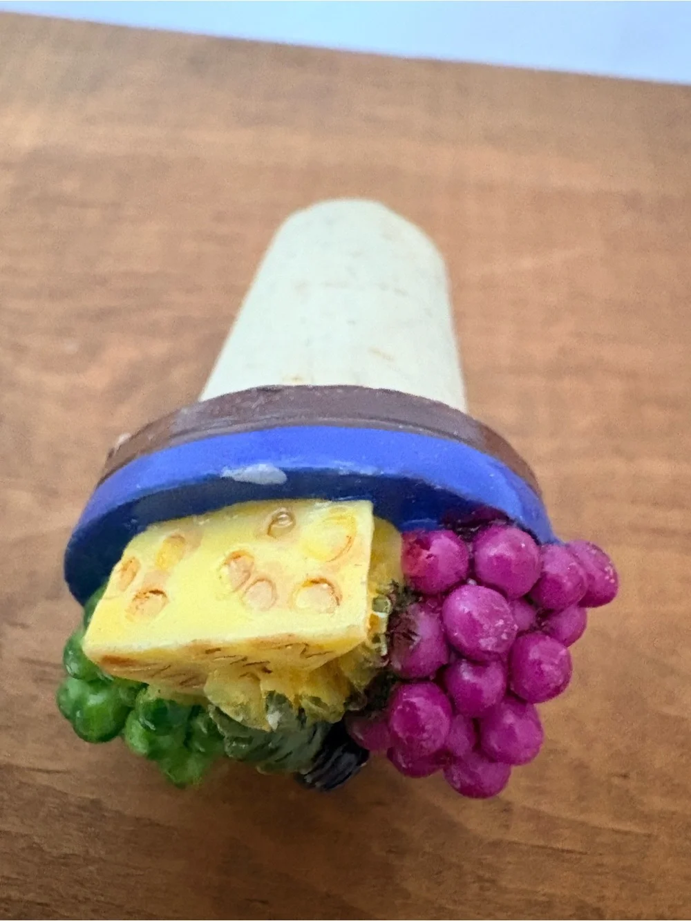 Ceramic and Resin Decorative Wine Bottle Stopper - Multicolor